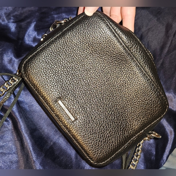 Rebecca minkoff 4 zip convertable crossbody bag in black - Picture 2 of 4